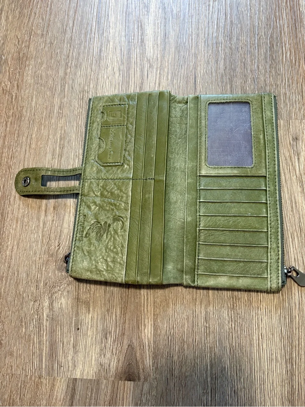 Roulens Green Leather Bifold Wallet